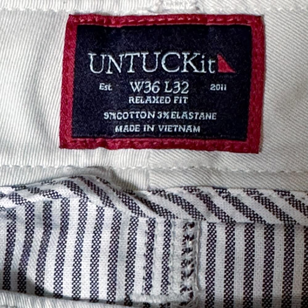 Untuckit Don Santiago Chino Pant Mens Size 36x32 Light Grey Relaxed Fit NWT - Picture 4 of 6
